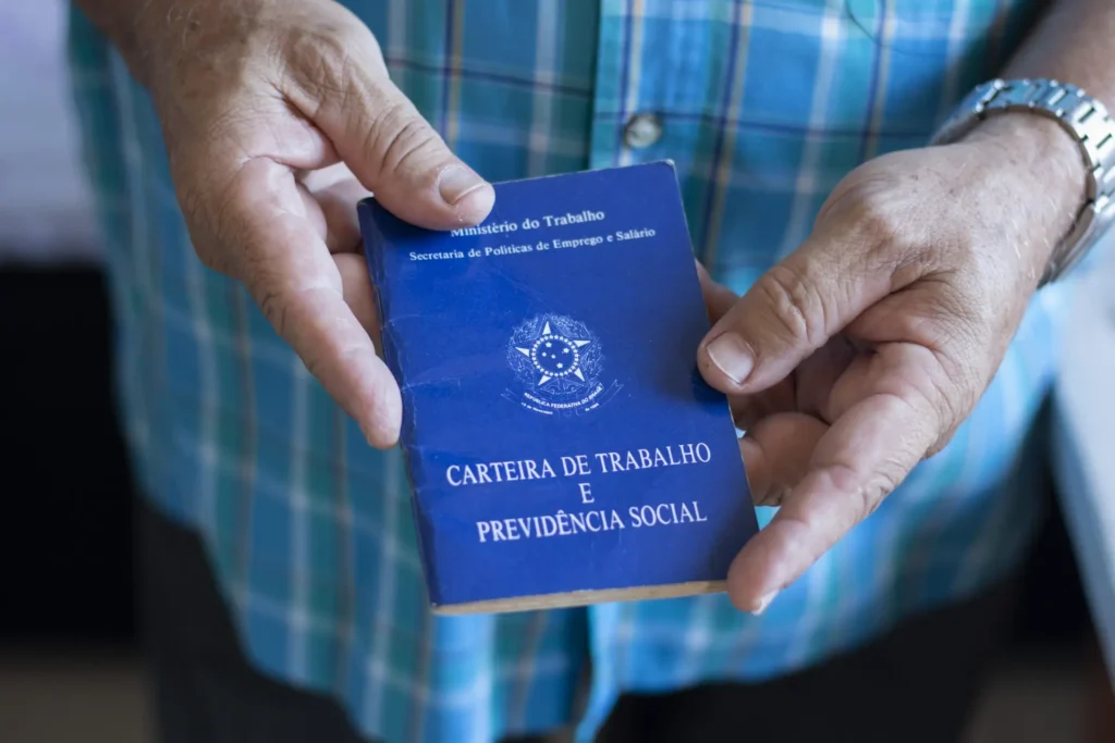 PIS/Pasep: Consulta ao abono salarial 2023 já está liberada