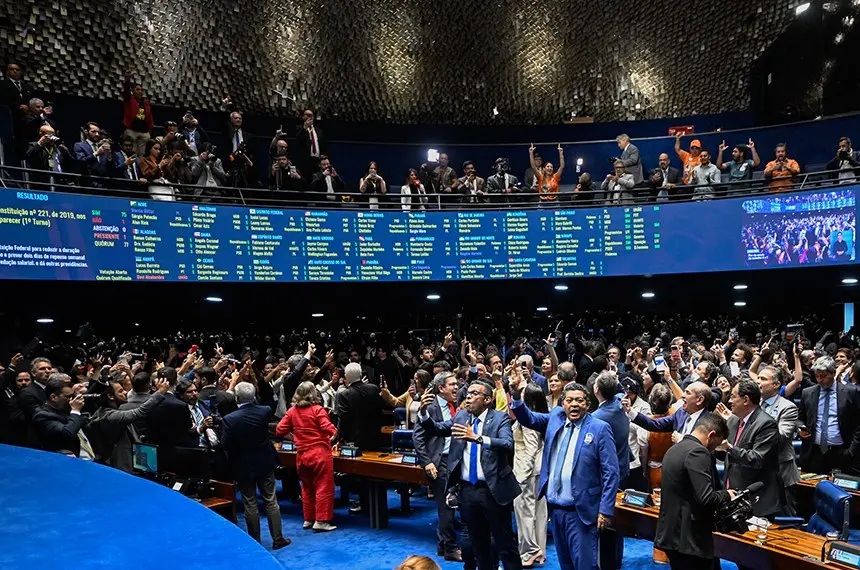 FIM DA ESCALA 6X1: CONQUISTA HISTÓRICA TAMBÉM BENEFICIA TRABALHADORES DA CONTABILIDADE