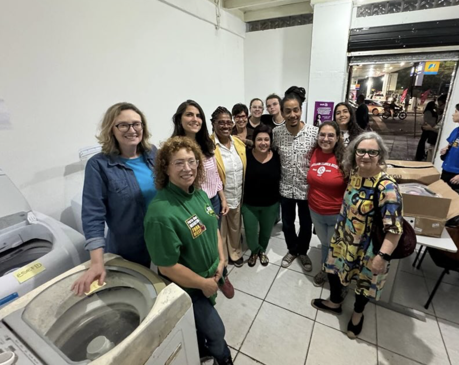 SINDESC participa da inauguração da Lavanderia Comunitária Alexandra Kollontai